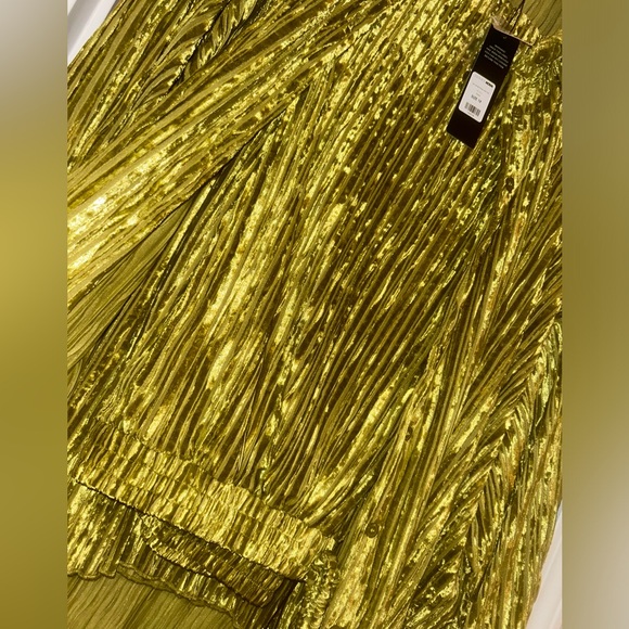 Chartreuse Velvet 2 pc pant set - Picture 2 of 4